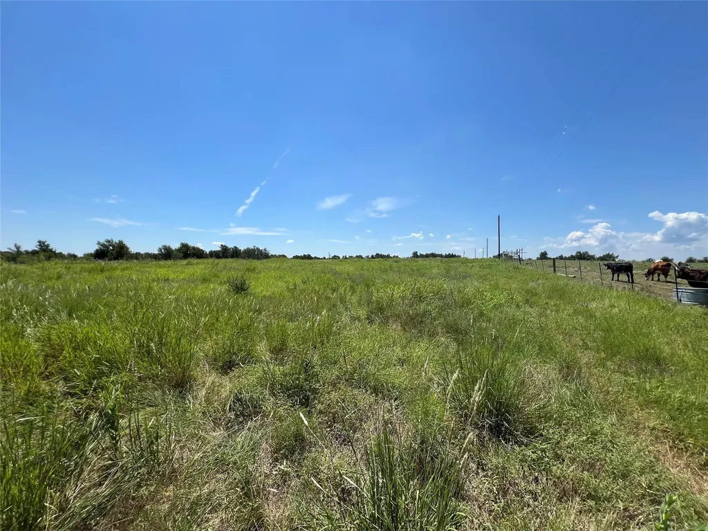 2600 Cr 466 Elgin TX 78621