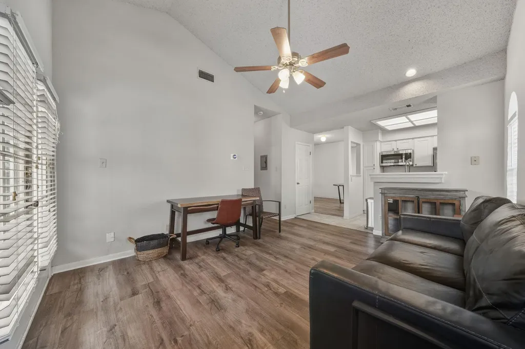 3111 Tom Green Street Austin TX 78705