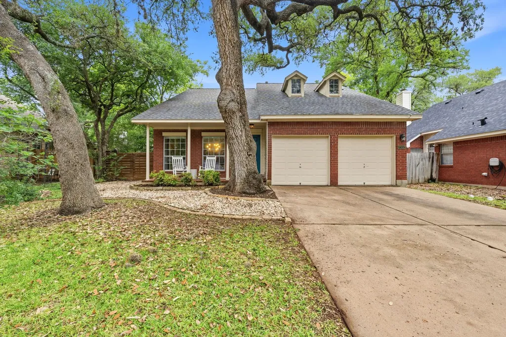 7302 John Blocker Drive Austin TX 78749