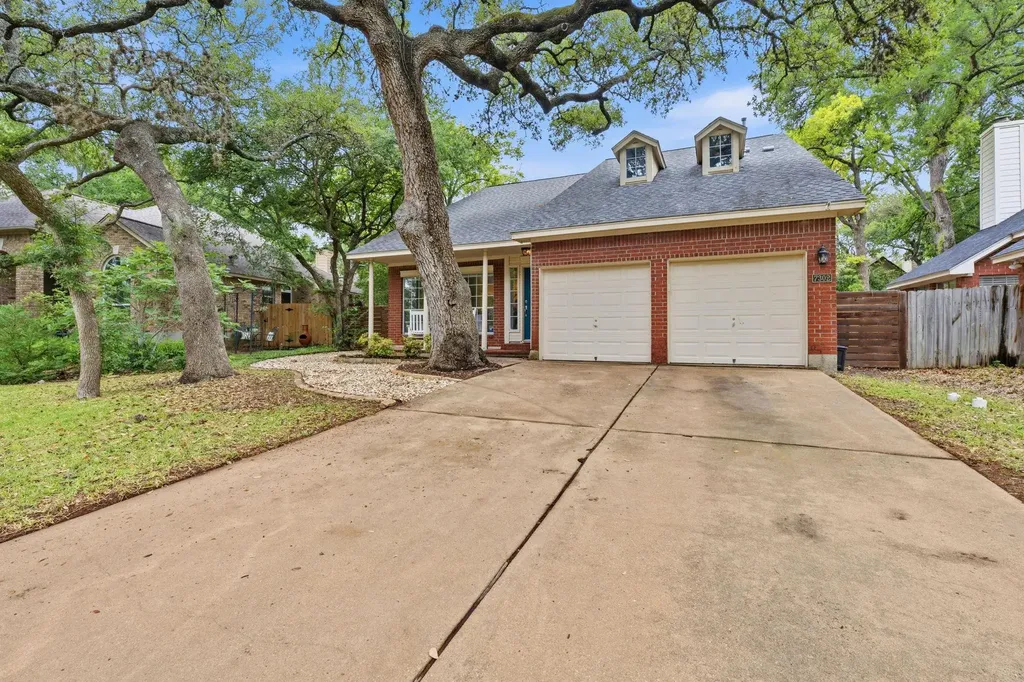 7302 John Blocker Drive Austin TX 78749