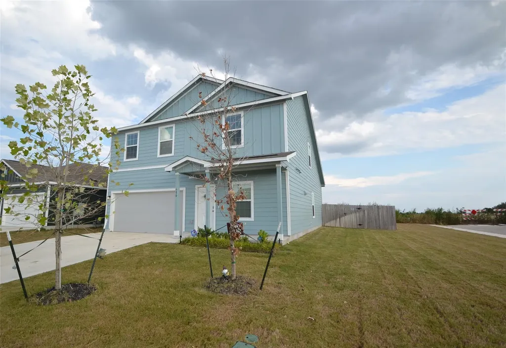 600 Clear Sky Drive Lockhart TX 78644