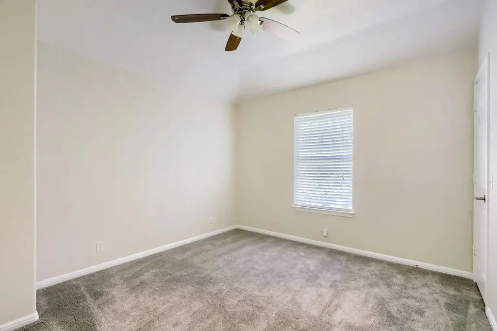 8215 Menlo Park Place Round Rock TX 78681