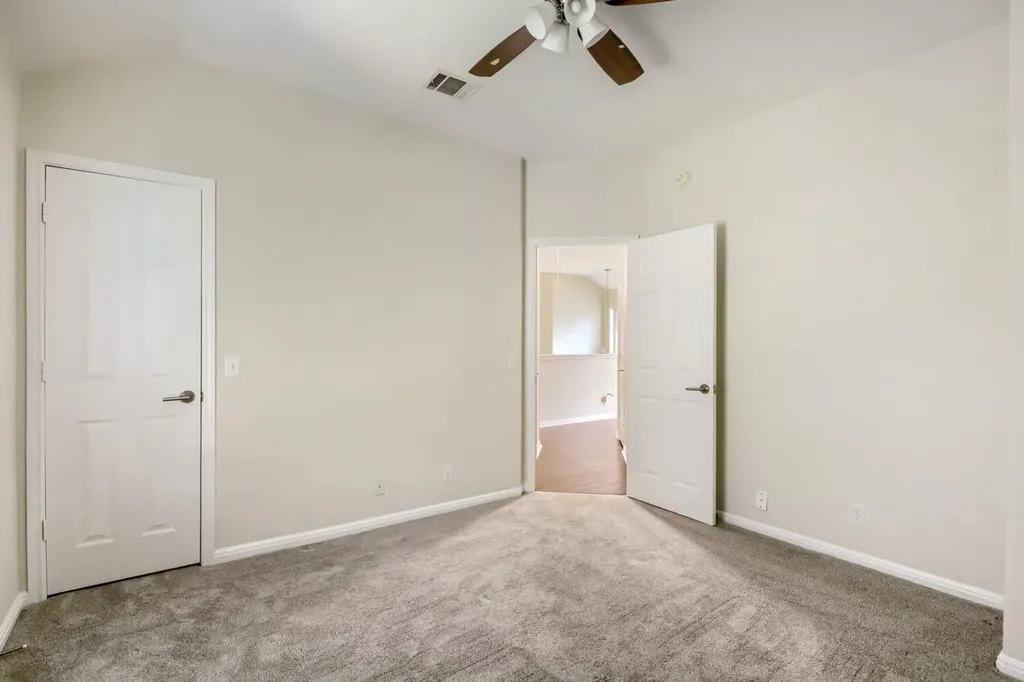 8215 Menlo Park Place Round Rock TX 78681