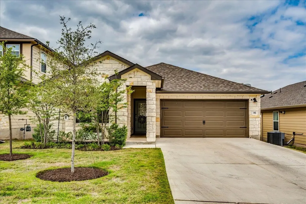 145 El Capitan Loop Dripping Springs TX 78620