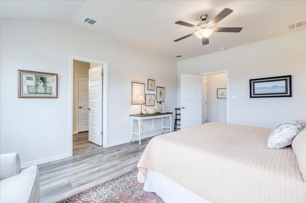 145 El Capitan Loop Dripping Springs TX 78620