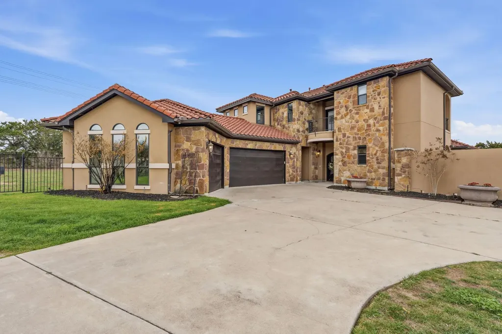 1028 Villa Hill Drive Leander TX 78641