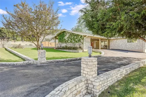 2802 Douglas Cove Lago Vista TX 78645