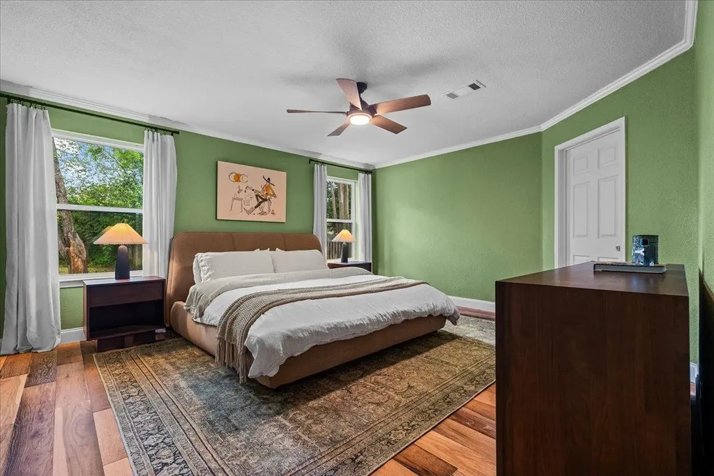 2802 Leeds Cove Austin TX 78745