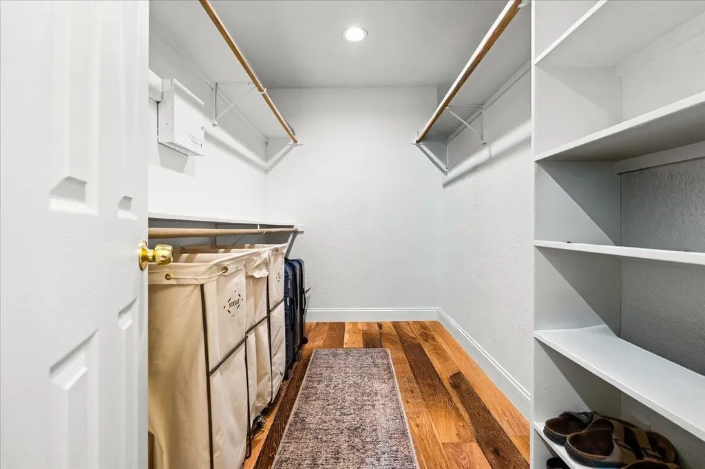 2802 Leeds Cove Austin TX 78745