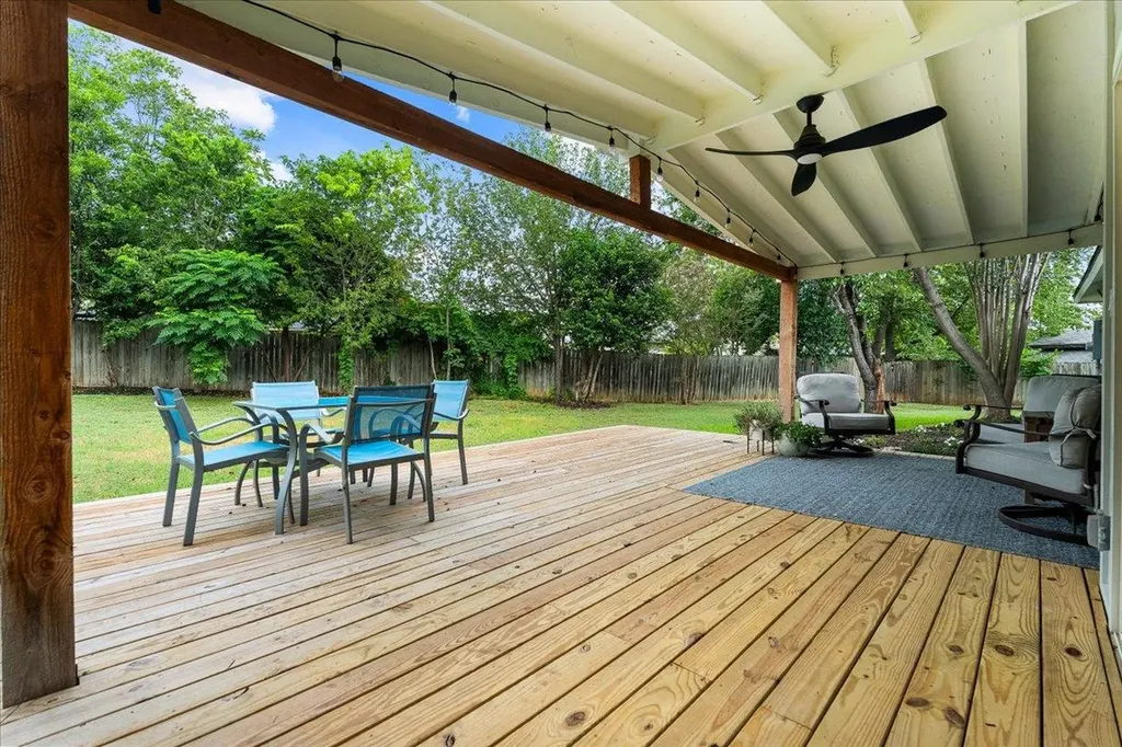 2802 Leeds Cove Austin TX 78745