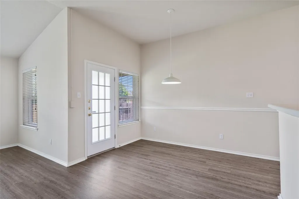 3924 Links Lane Round Rock TX 78664