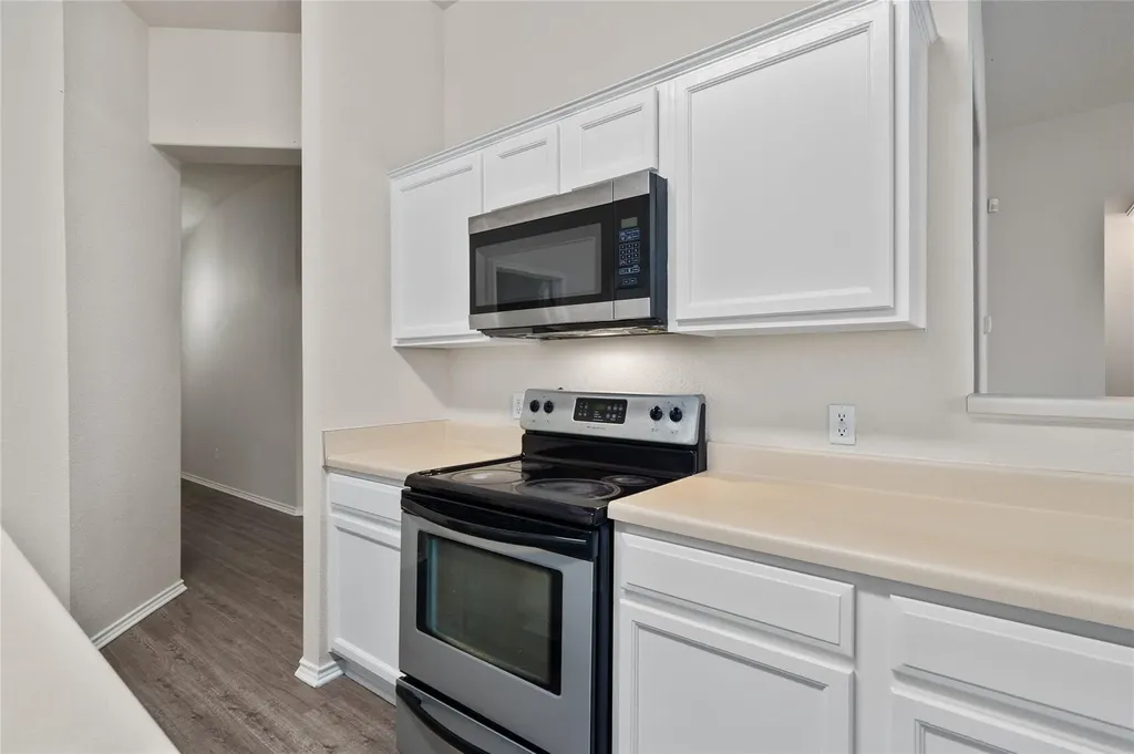 3924 Links Lane Round Rock TX 78664