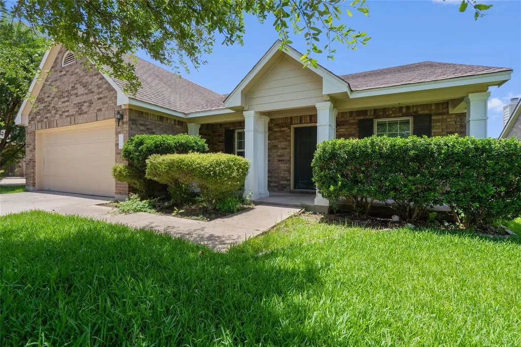 3924 Links Lane Round Rock TX 78664