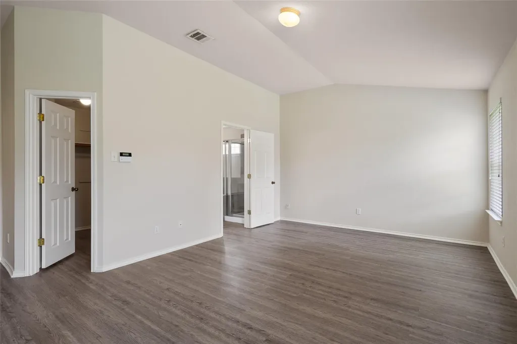 3924 Links Lane Round Rock TX 78664