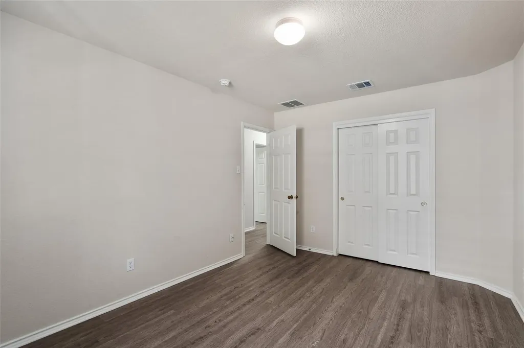 3924 Links Lane Round Rock TX 78664