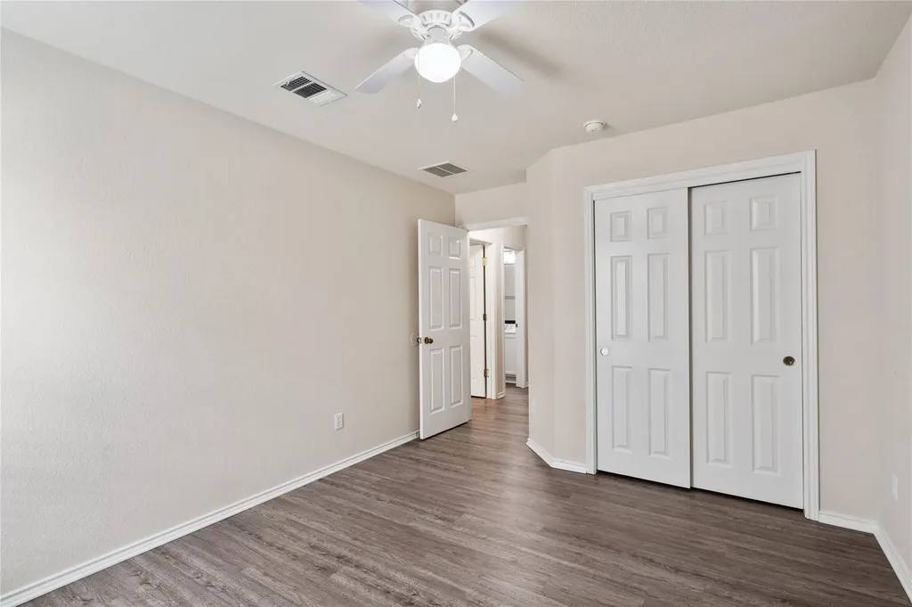 3924 Links Lane Round Rock TX 78664