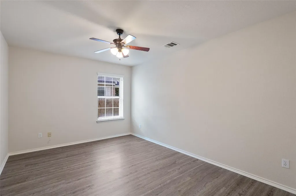 3924 Links Lane Round Rock TX 78664