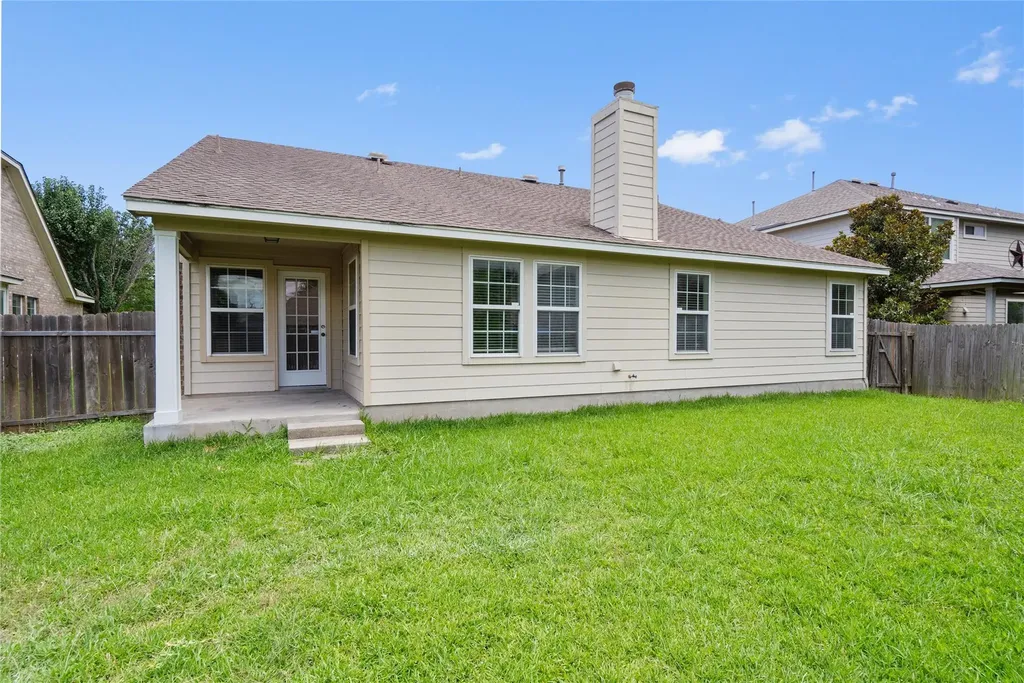 3924 Links Lane Round Rock TX 78664