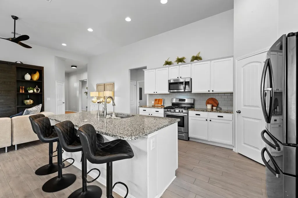 4404 Lobo Landing Lane Georgetown TX 78628