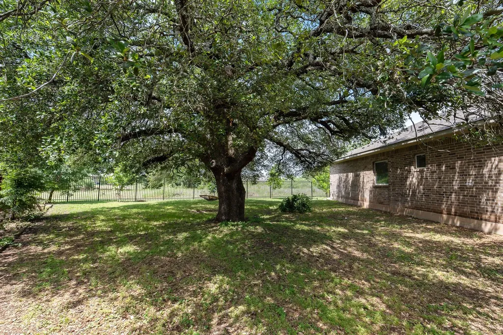 4404 Lobo Landing Lane Georgetown TX 78628