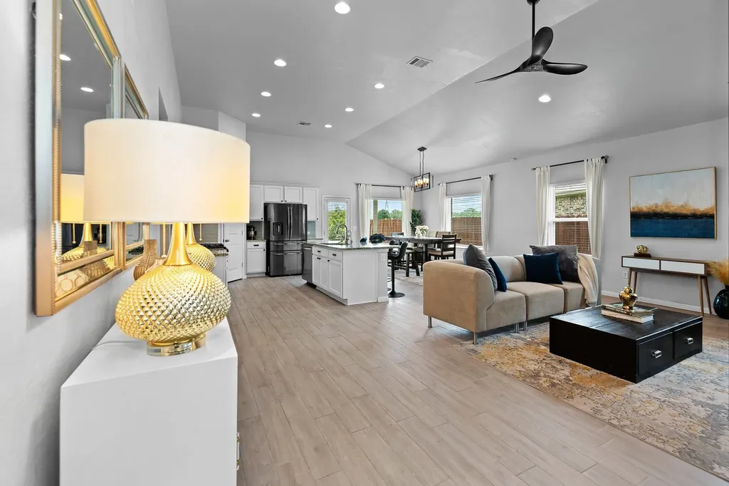 4404 Lobo Landing Lane Georgetown TX 78628