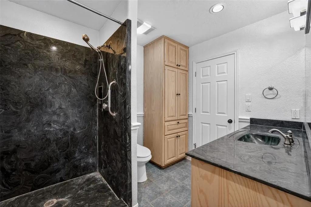 203 Oxbow Trail Marble Falls TX 78654