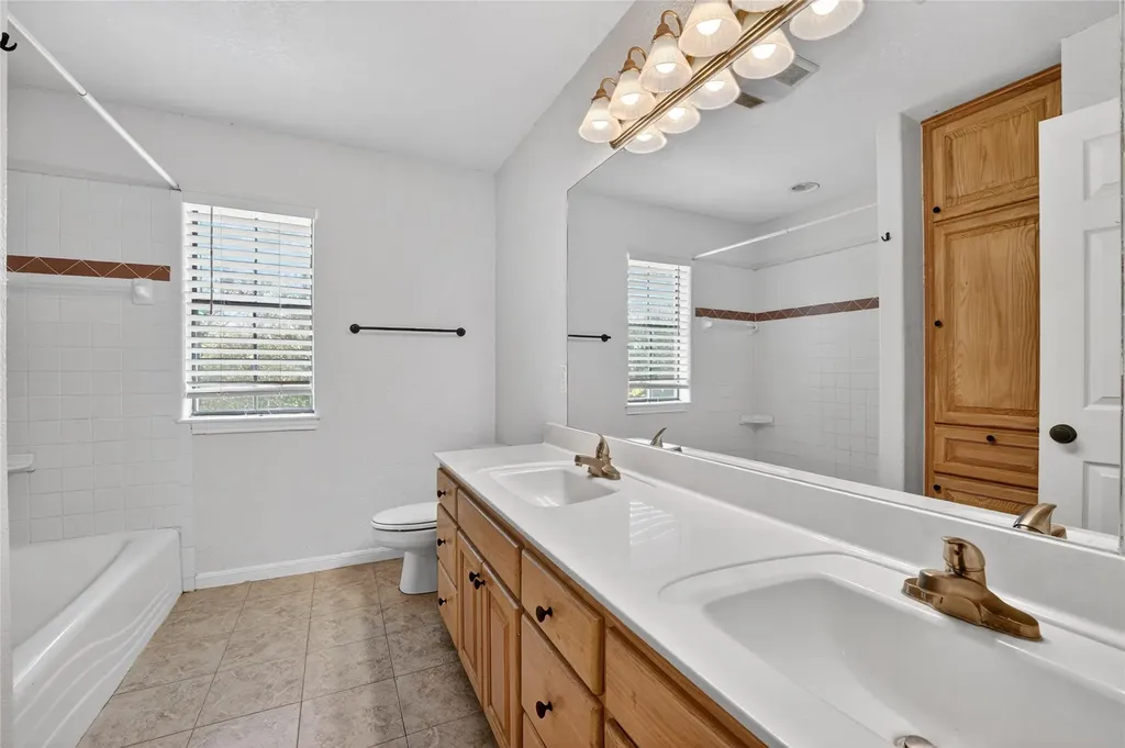 203 Oxbow Trail Marble Falls TX 78654