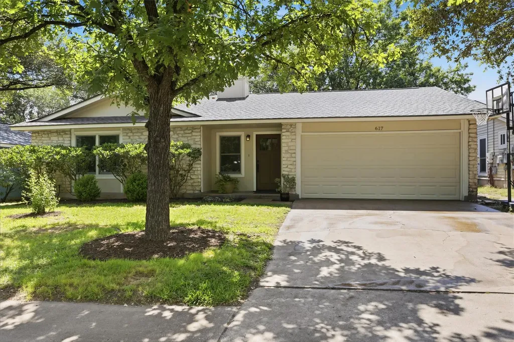 617 Blackberry Drive Austin TX 78745