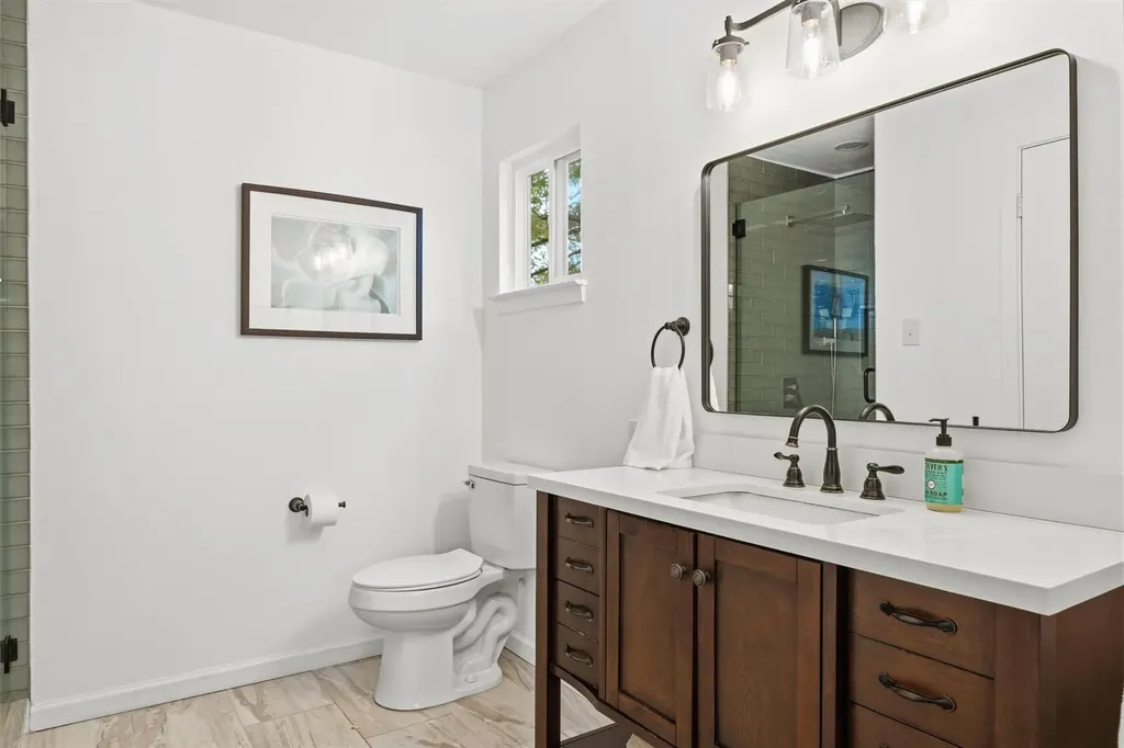 617 Blackberry Drive Austin TX 78745