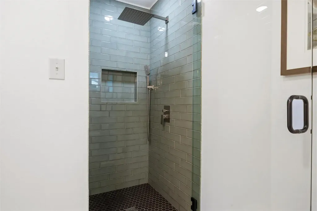 617 Blackberry Drive Austin TX 78745