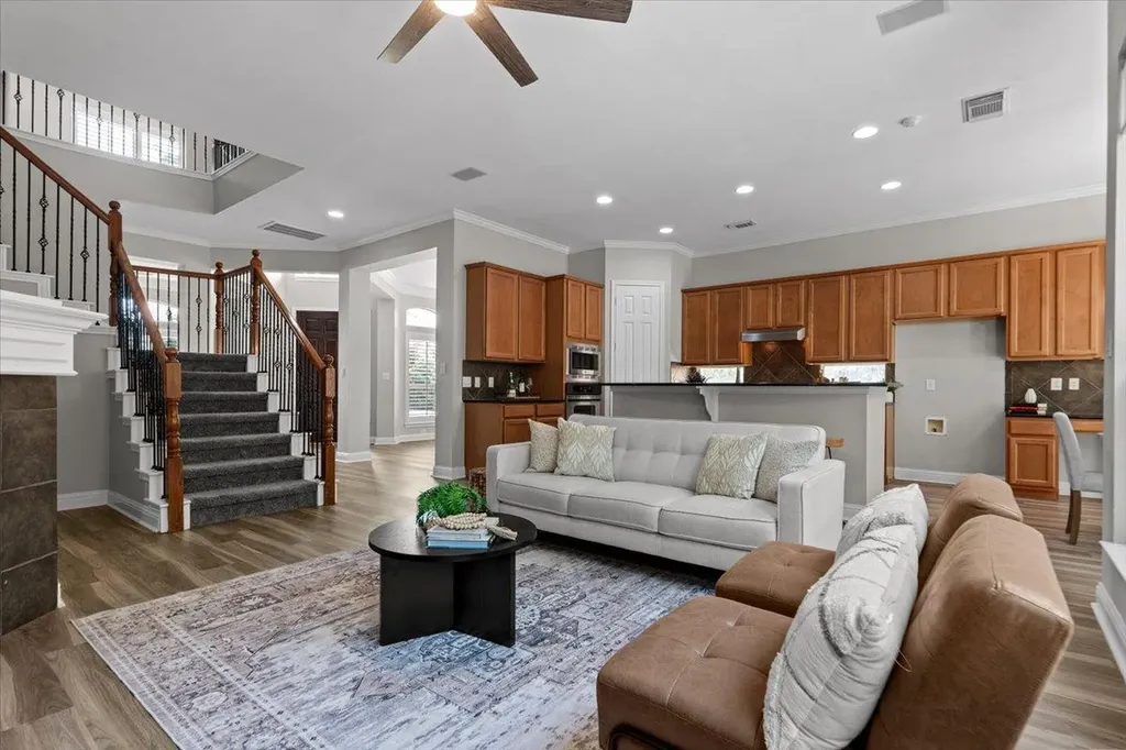 15300 Interlachen Drive Austin TX 78717