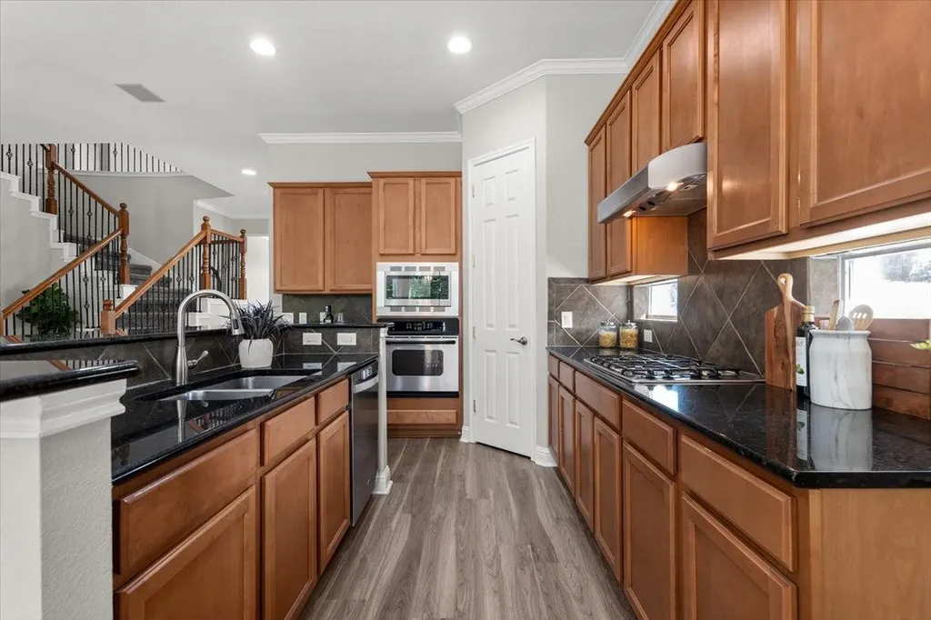 15300 Interlachen Drive Austin TX 78717