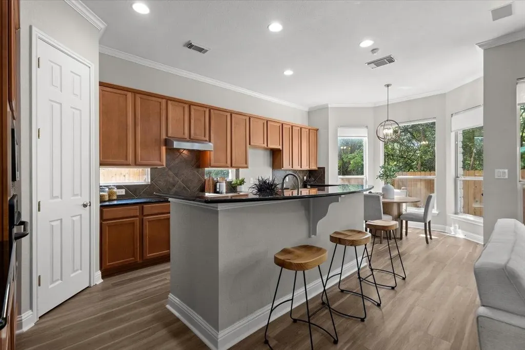 15300 Interlachen Drive Austin TX 78717