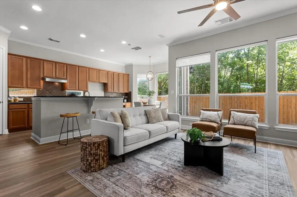 15300 Interlachen Drive Austin TX 78717
