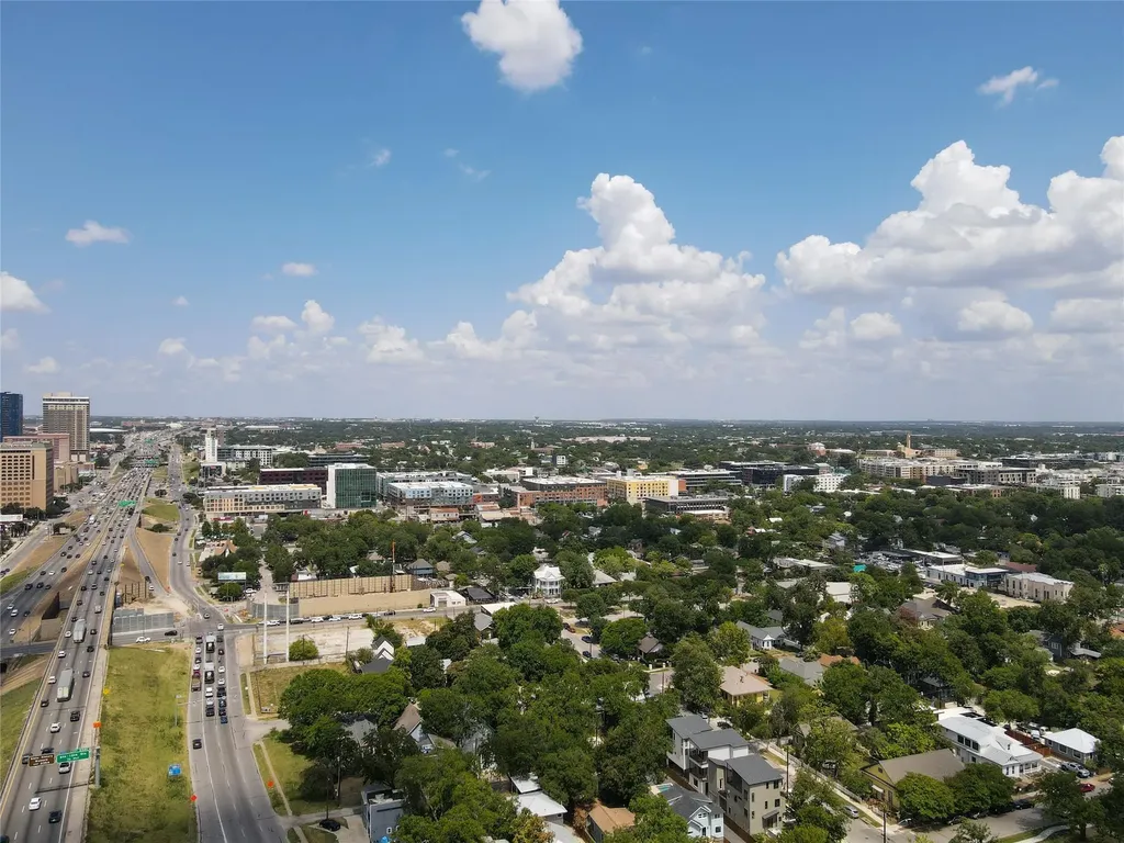 900 & 806 Willow Street Austin TX 78702