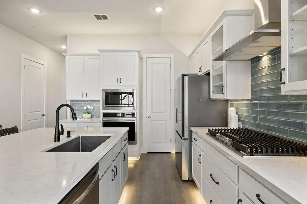 17405 Hattie Trace Austin TX 78738