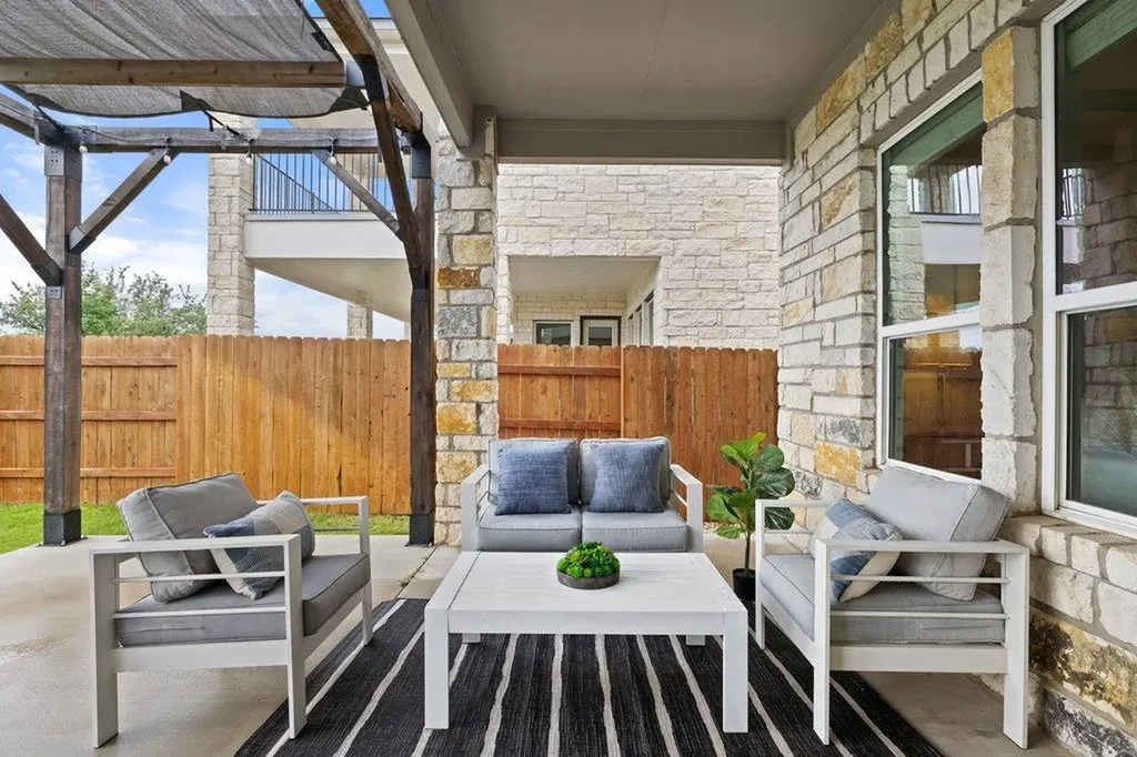 17405 Hattie Trace Austin TX 78738