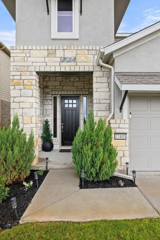 17405 Hattie Trace Austin TX 78738