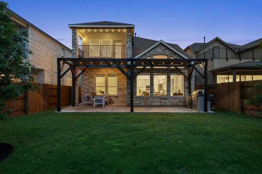 17405 Hattie Trace Austin TX 78738
