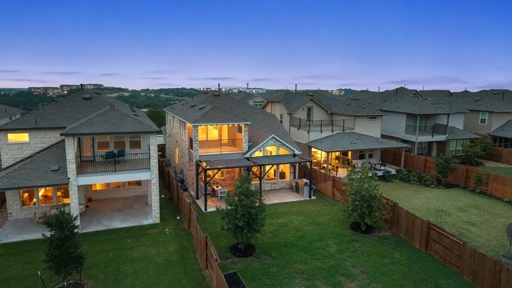 17405 Hattie Trace Austin TX 78738