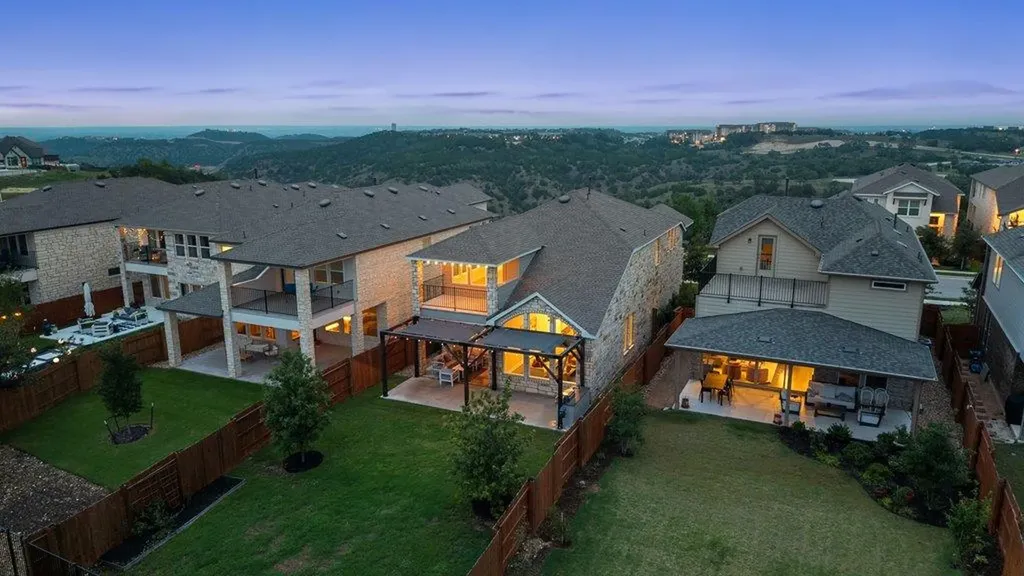 17405 Hattie Trace Austin TX 78738