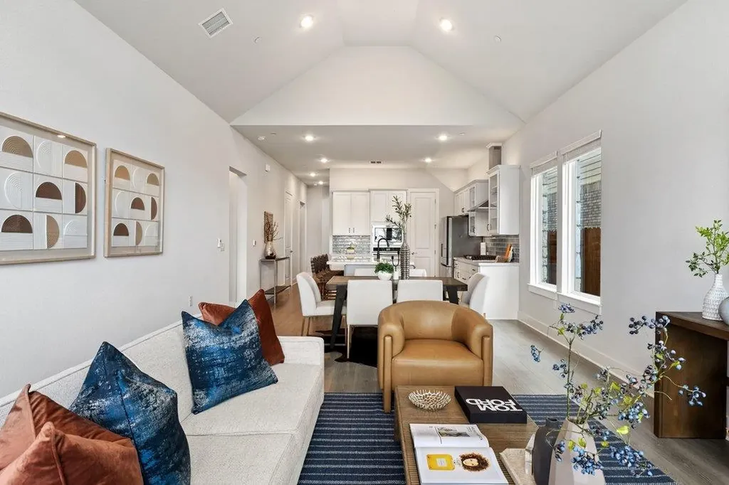 17405 Hattie Trace Austin TX 78738