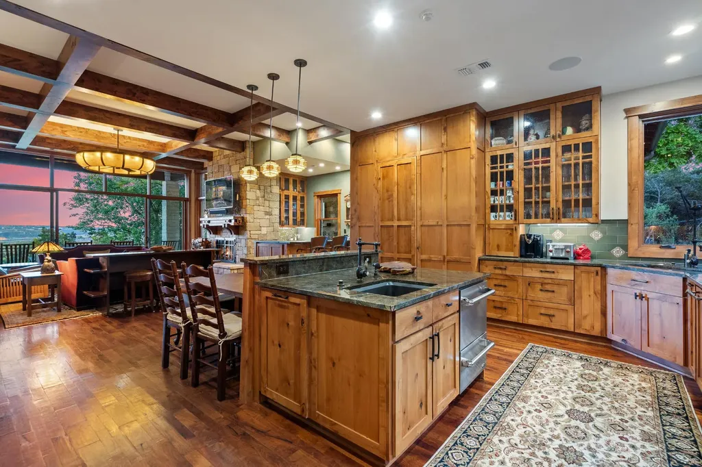 9200 Stallion Drive Austin TX 78733