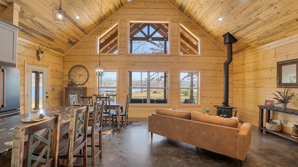 537 County Road 1596 Avinger TX 75630