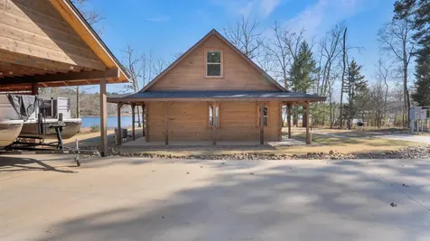 537 County Road 1596 Avinger TX 75630