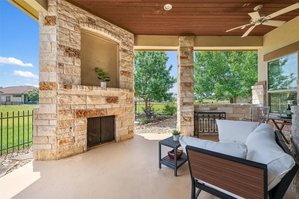 109 Limestone Drive Georgetown TX 78628