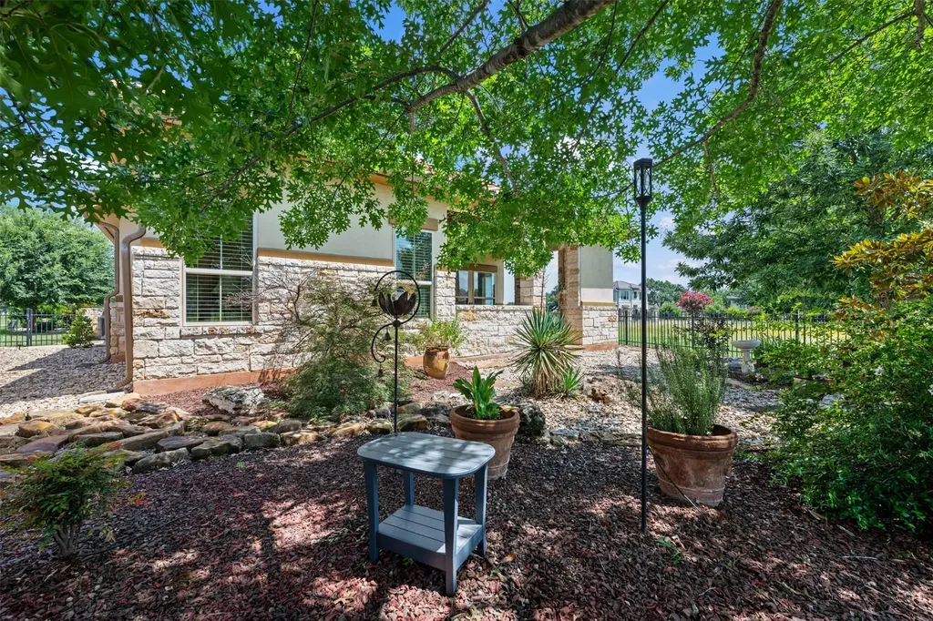 109 Limestone Drive Georgetown TX 78628