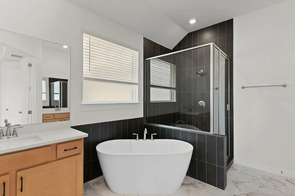 332 Ridgewell Loop Georgetown TX 78633