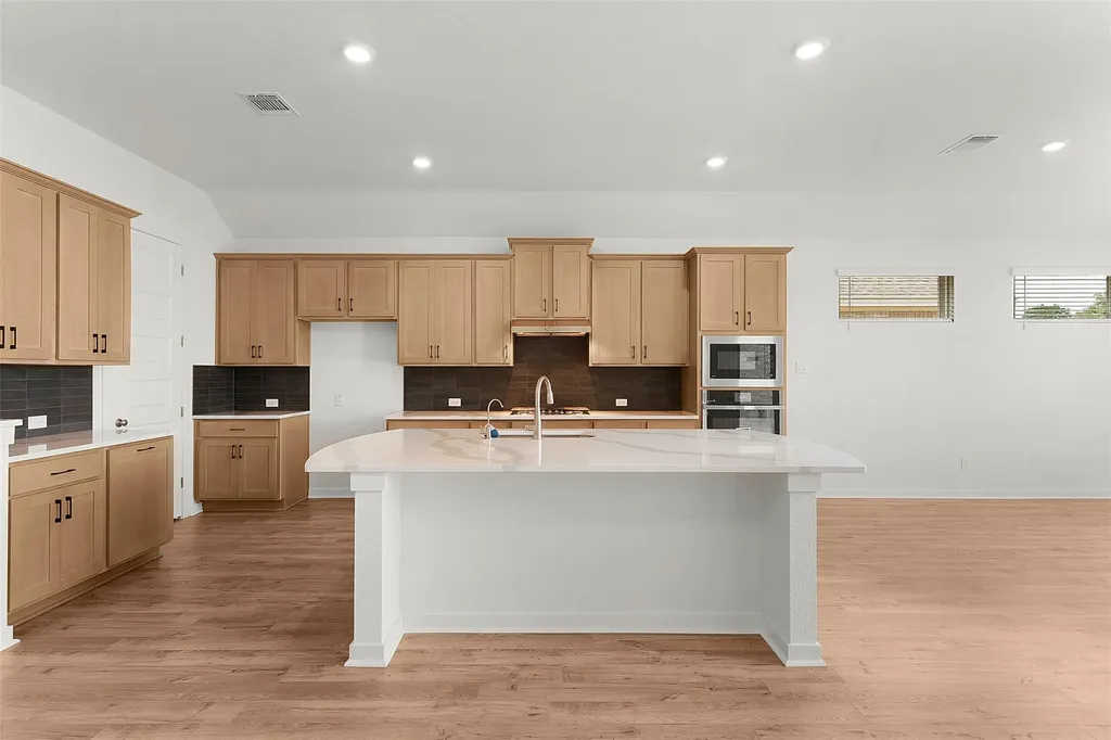 332 Ridgewell Loop Georgetown TX 78633