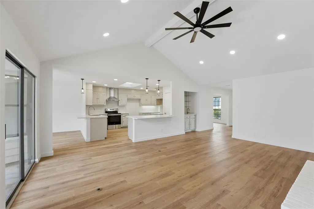 5910 Crescent Falls Windcrest TX 78239